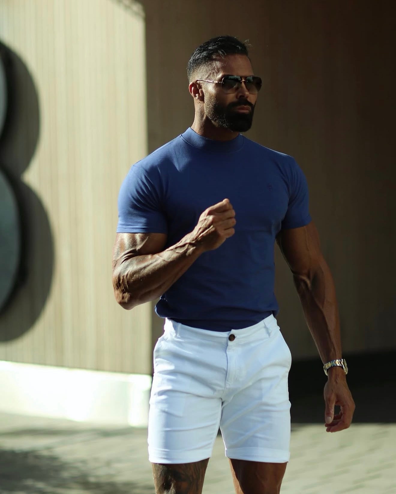 Schmal geschnittene, ecrufarbene Chino-Shorts - FSH228