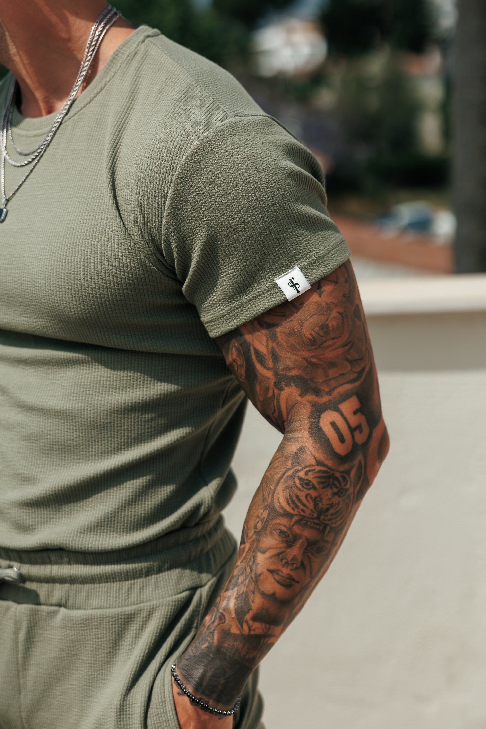 Jersey Cord Olives T-Shirt - FSR096 (VORAUSBESTELLUNG 16. SEPTEMBER)