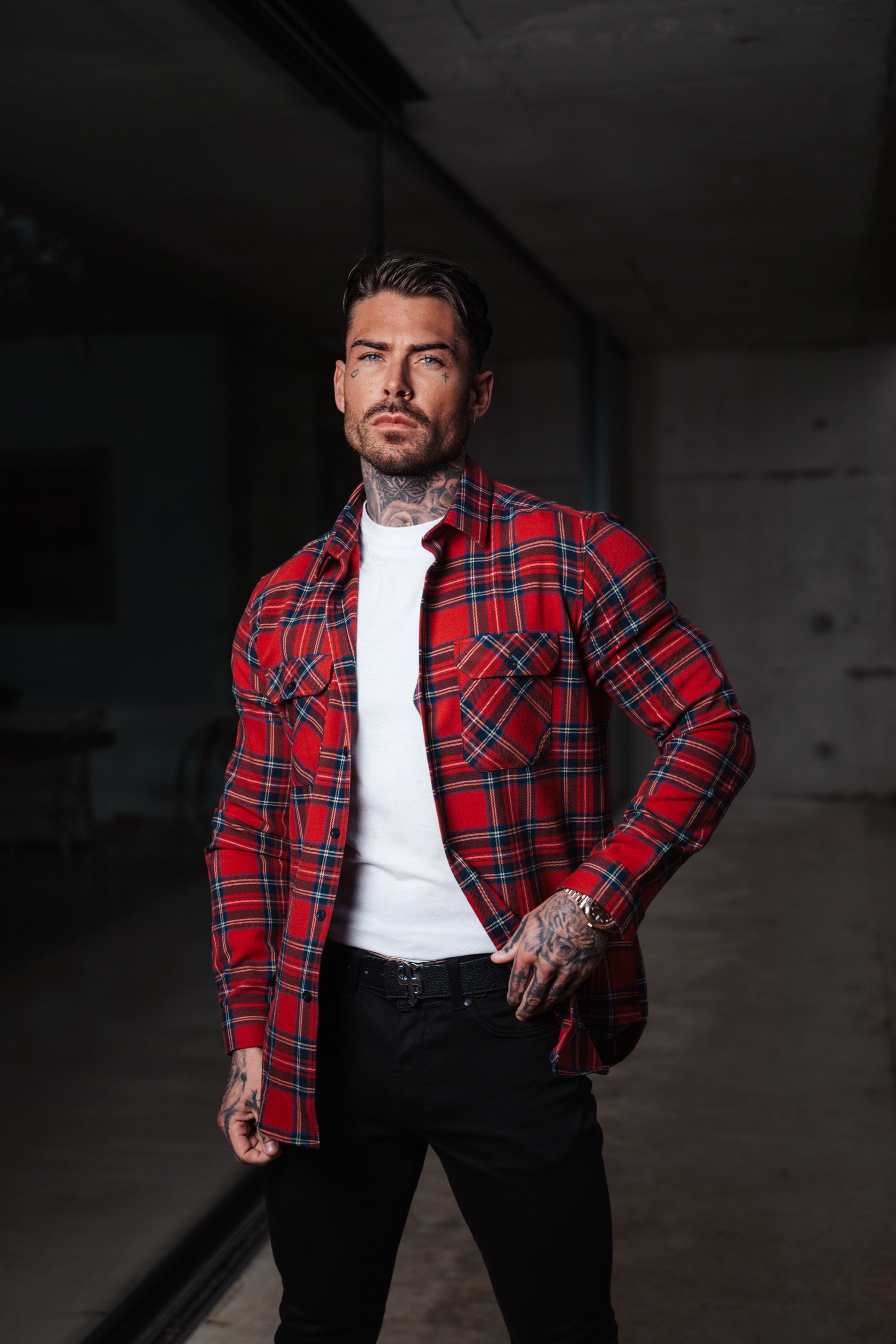 Rot-karierte Hemdjacke mit doppelten Taschen - FS1036