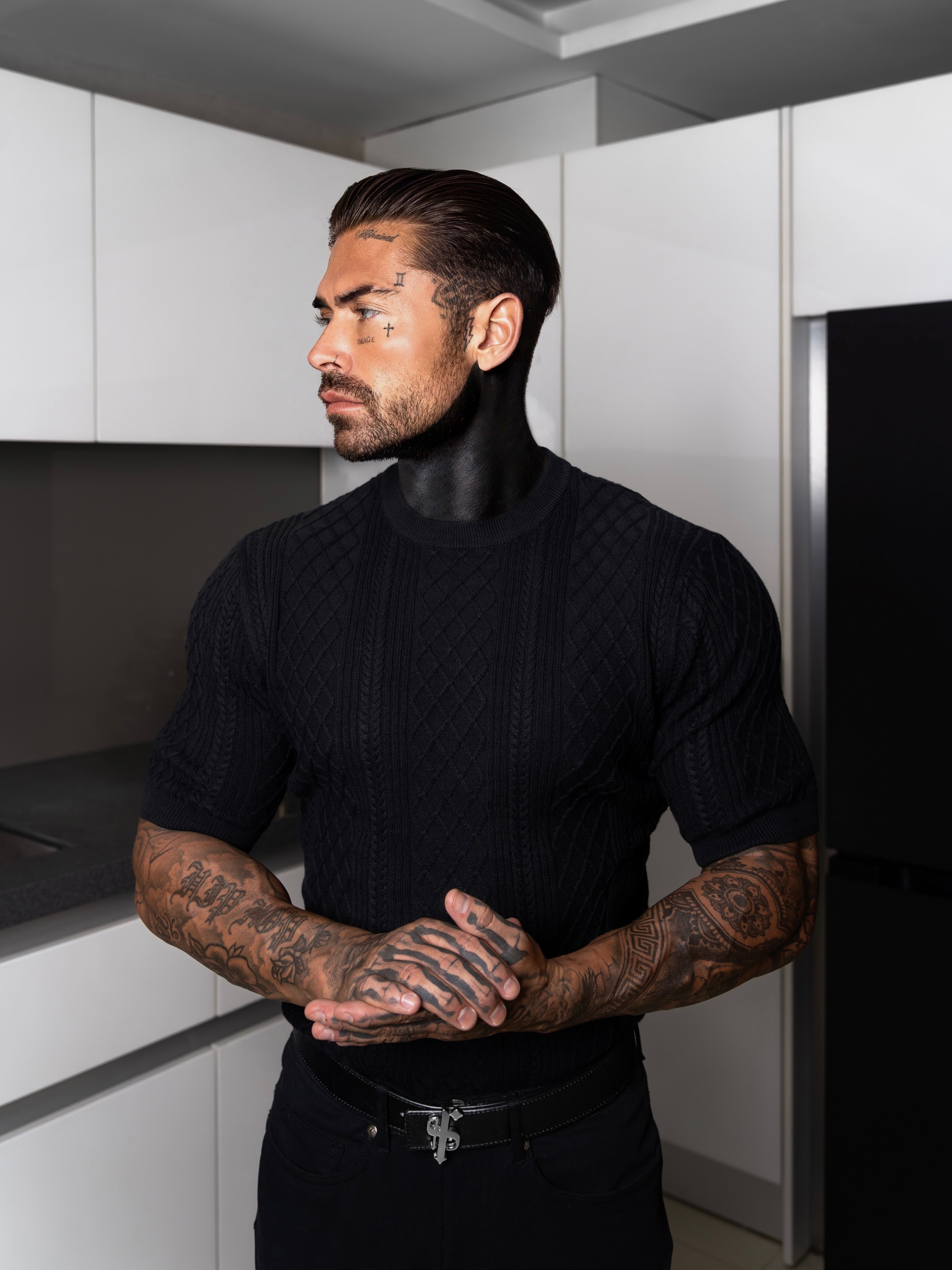 Feinstrickpullover mit Rautenmuster, schwarz, Kurzarm - FSA010