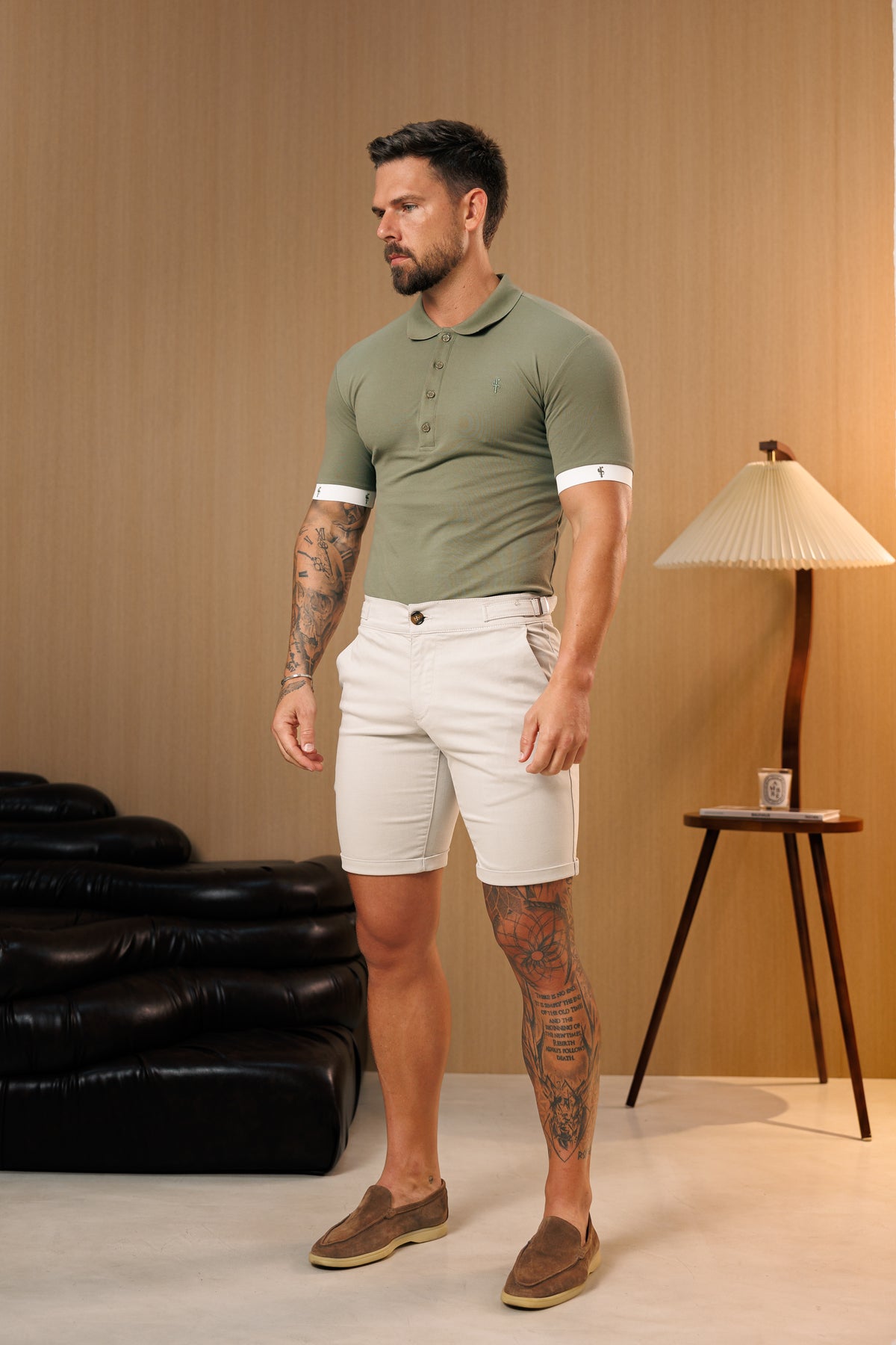 Hellgraue Chino-Shorts mit Seitenverstellern - FSH1661 (VORBESTELLUNG 10. SEPTEMBER)