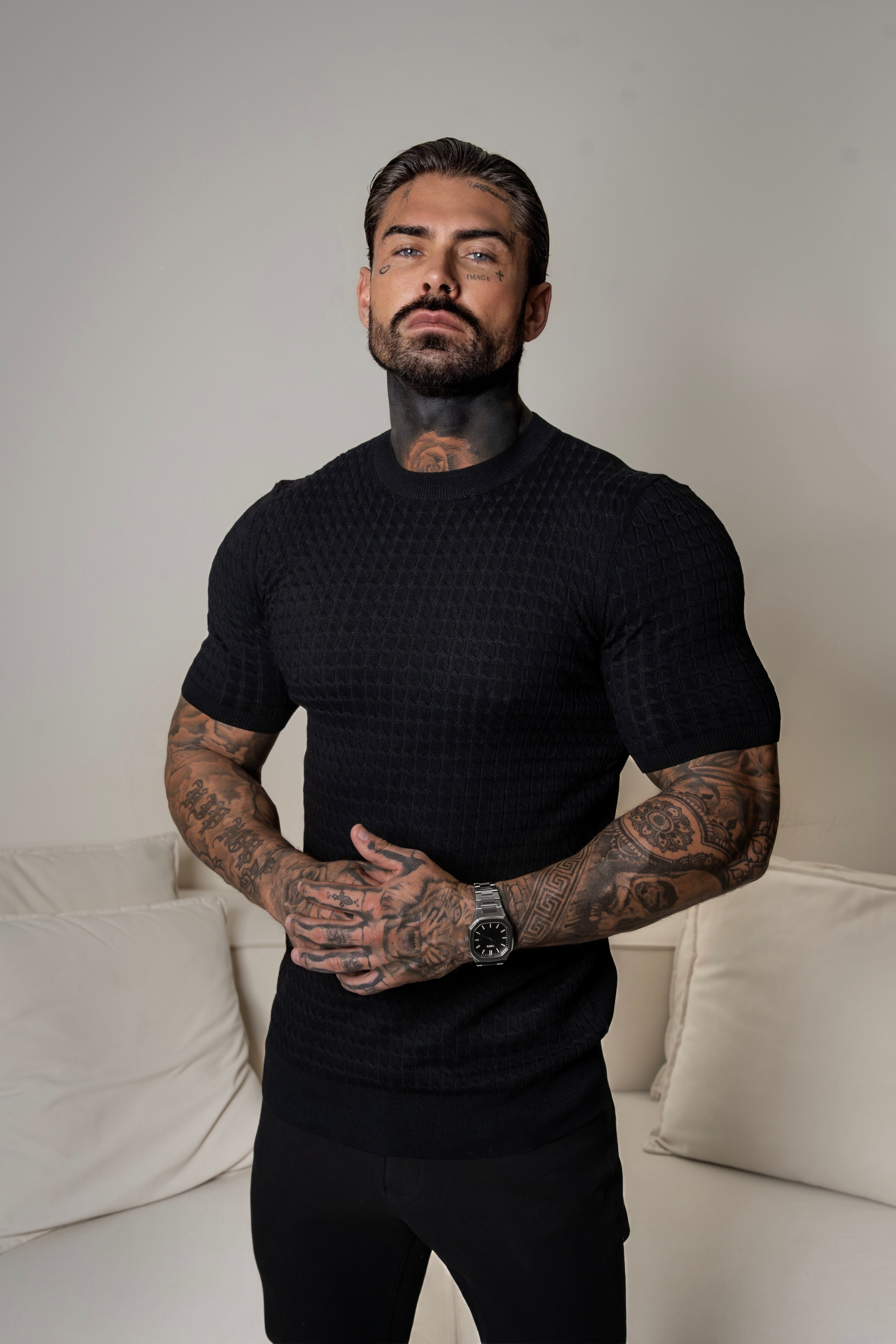 Front Chain Knit Crew Tshirt Black Short Sleeve - FSR055