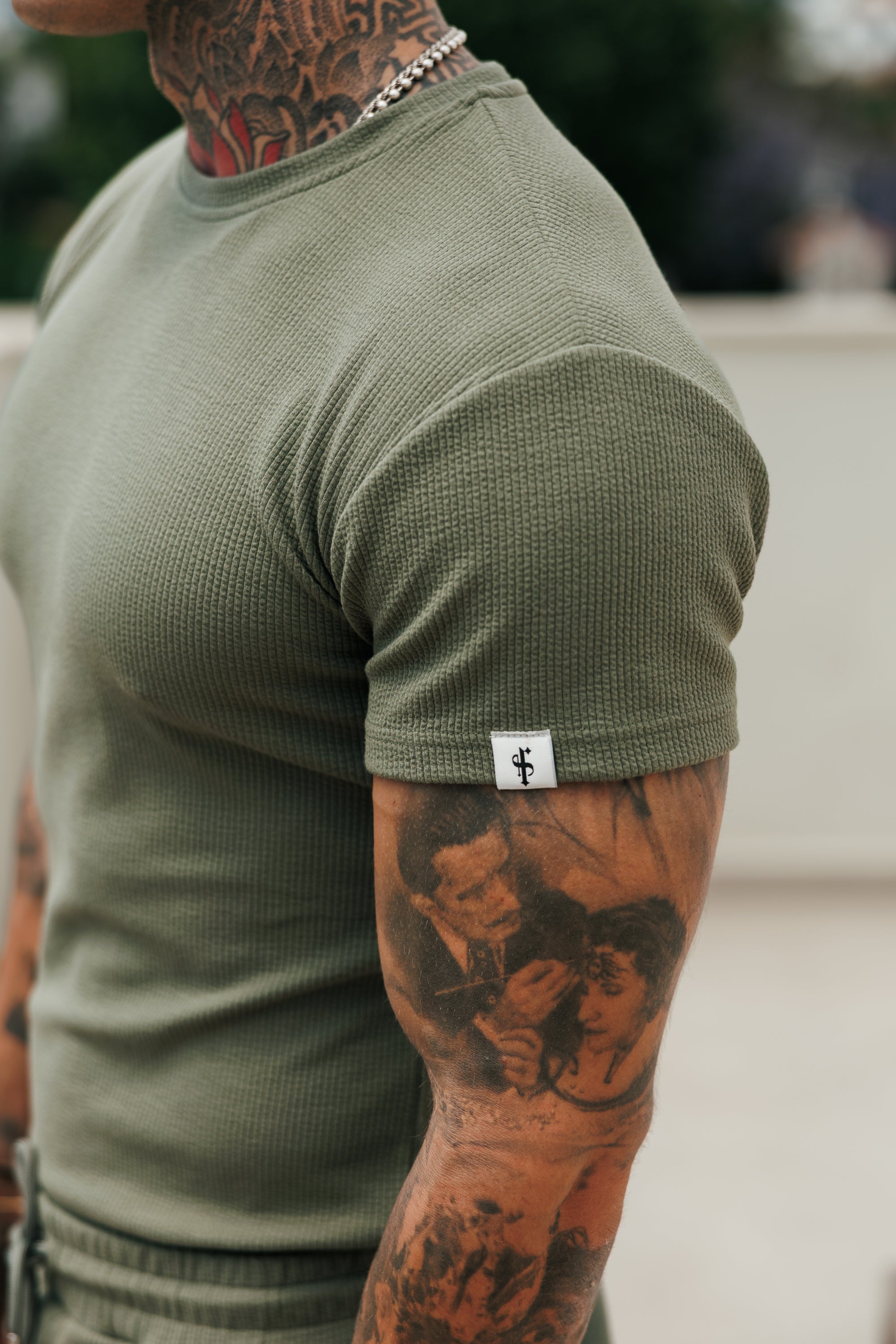 Jersey Cord Olives T-Shirt - FSR096 (VORAUSBESTELLUNG 16. SEPTEMBER)