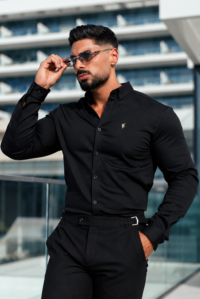 Super Slim Stretch Jeanshemd in Schwarz mit goldenem Metalldetail und Button-Down-Kragen - FS1040 (VORBESTELLUNG 18. OKTOBER)