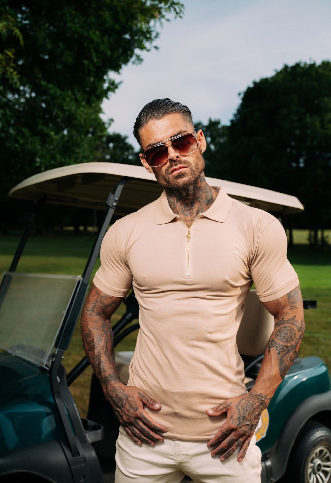 Klassisches beige-goldenes Polo-Shirt mit Reißverschluss - FSH1522