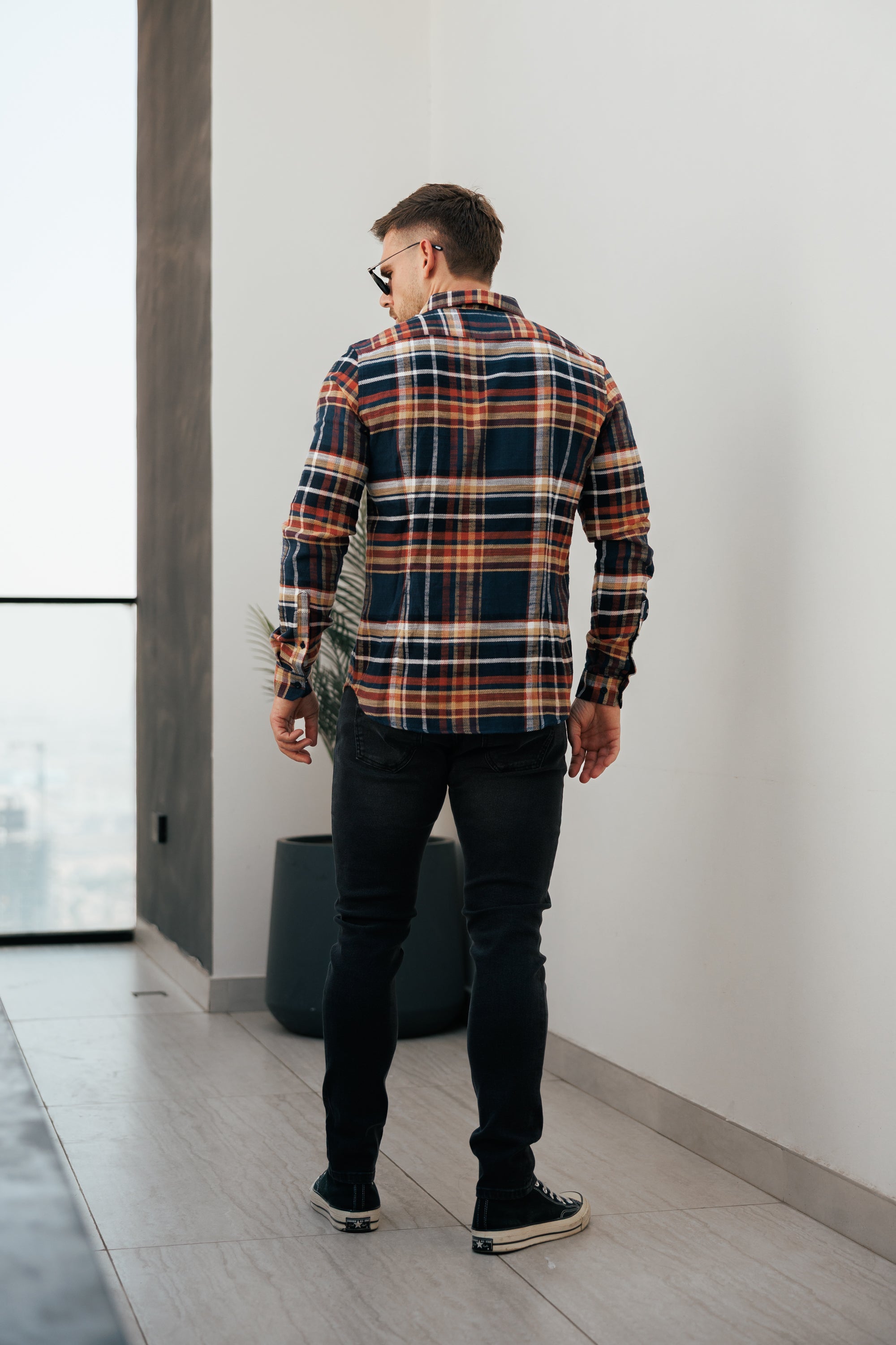 Marineblau/Hellbraun karierte Hemdjacke mit zwei Taschen - FS1197