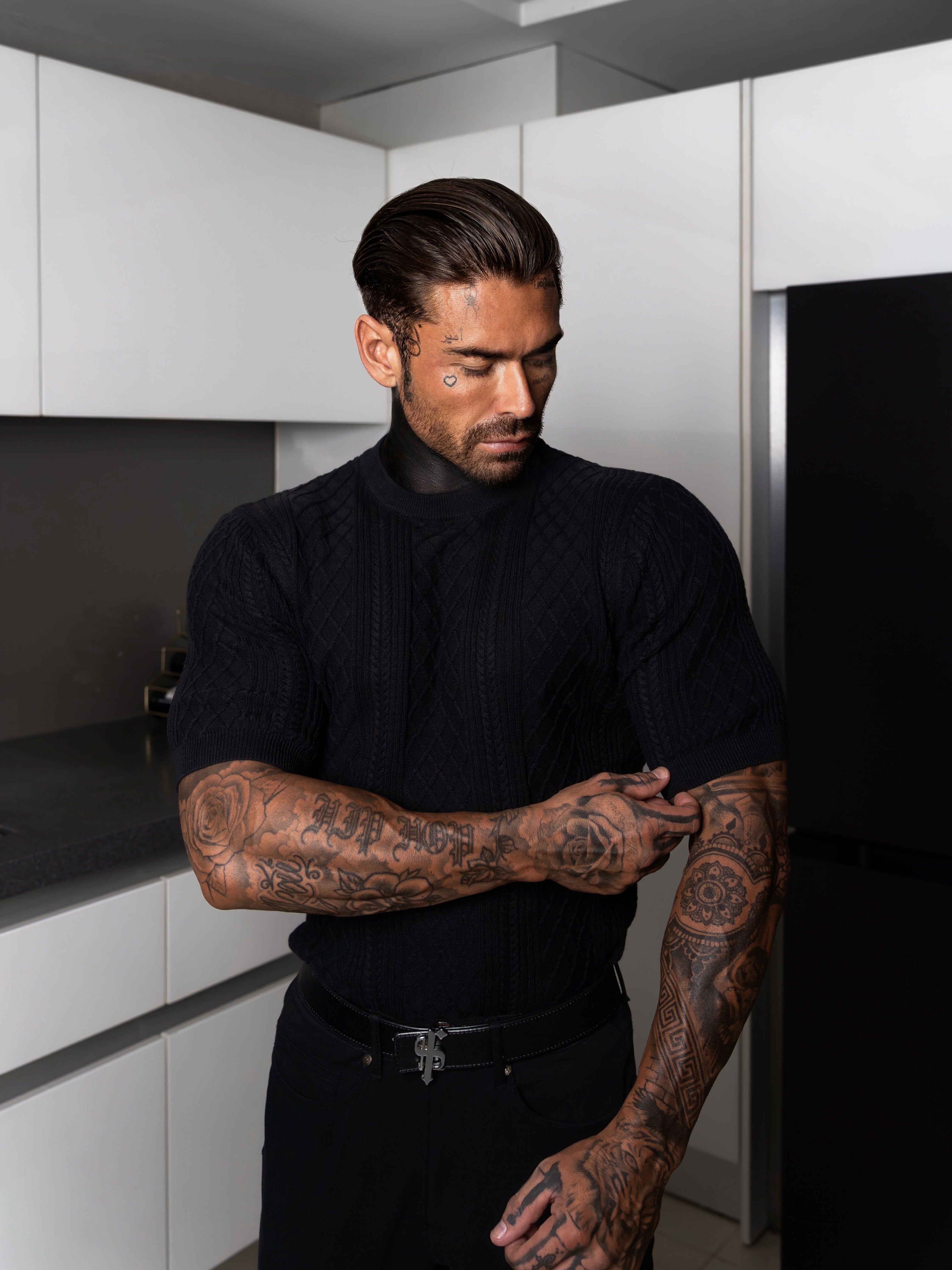 Feinstrickpullover mit Rautenmuster, schwarz, Kurzarm - FSA010