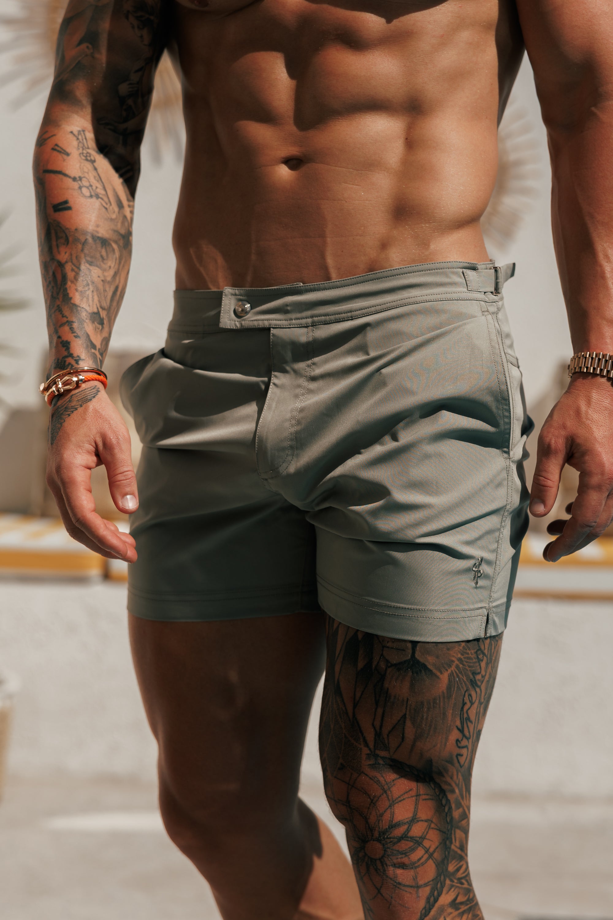 Armeegrüne/silberne Badehose - FSN225