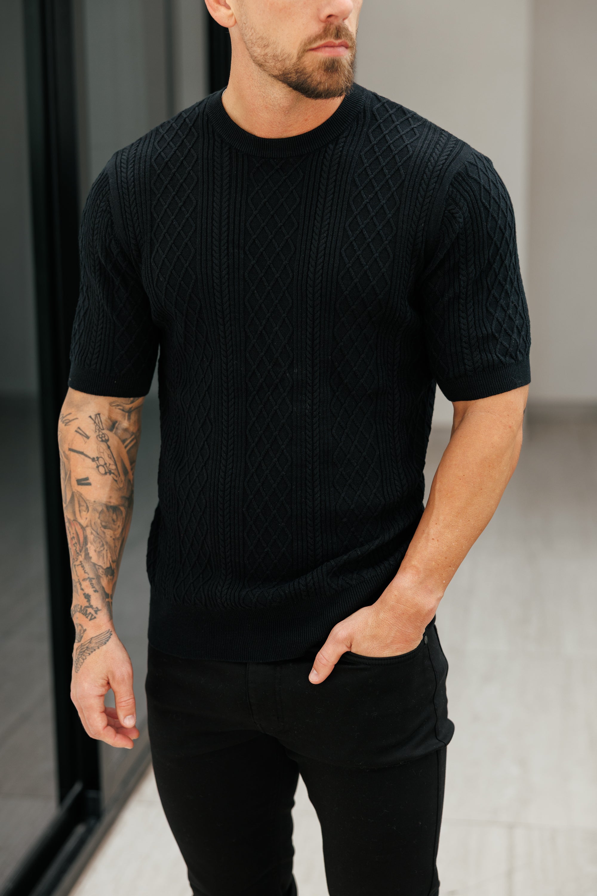 Feinstrickpullover mit Rautenmuster, schwarz, Kurzarm - FSA010