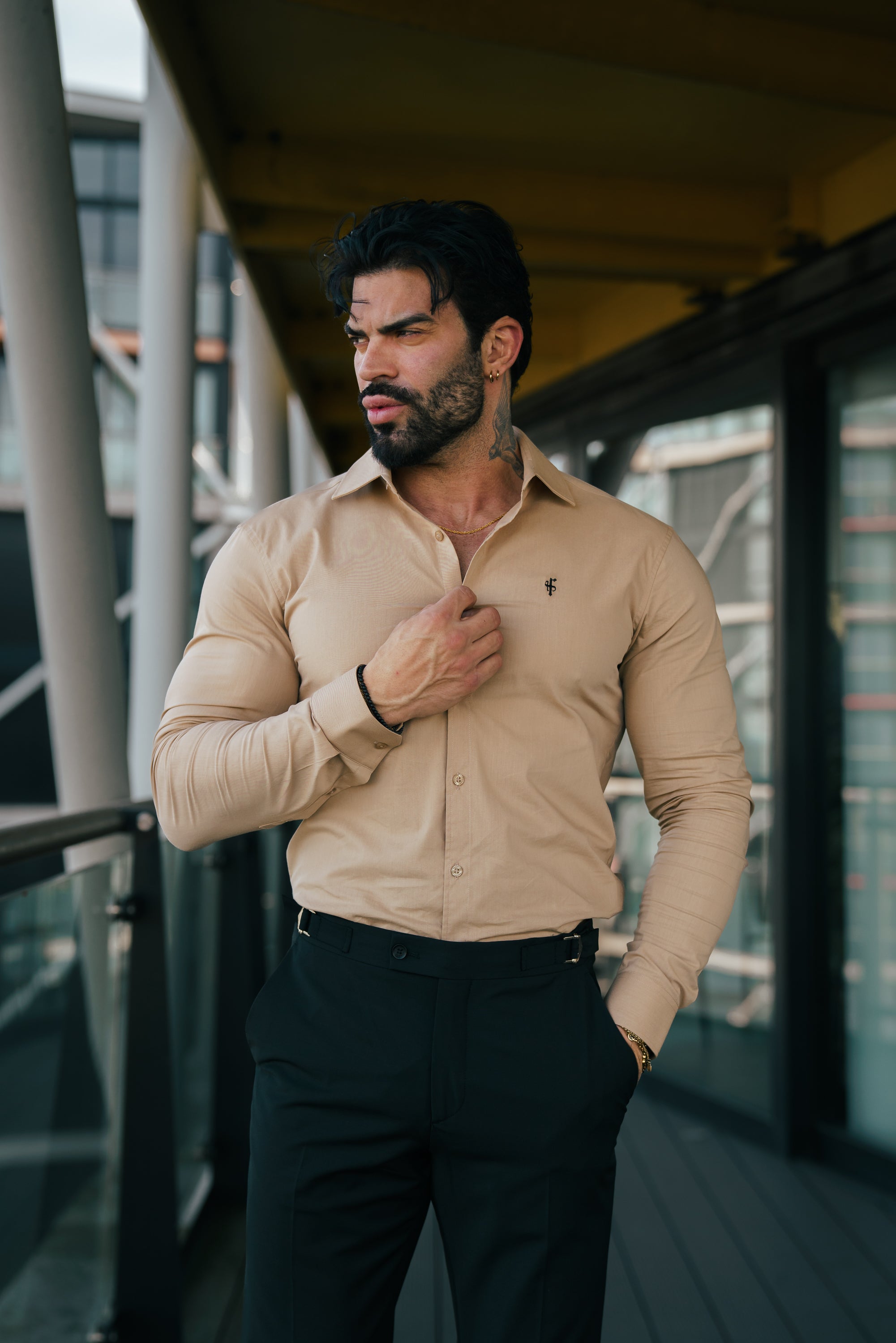 Muscle Fit Advanced Stretch Beige with Cutaway Collar  - FS1166 (PRE ORDER 31ST MAY)