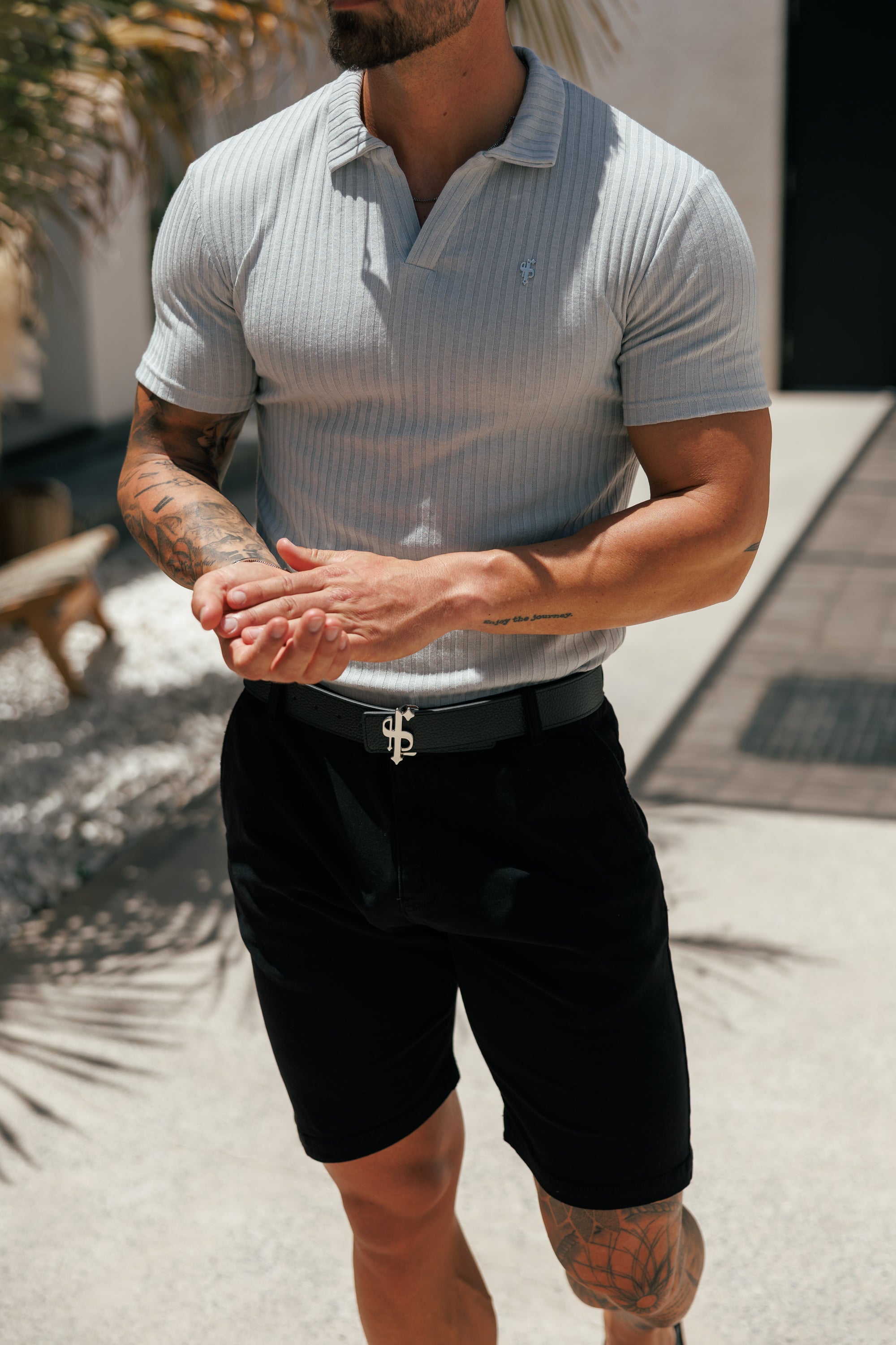 Schwarze Chino-Shorts in schmaler Passform - FSH266