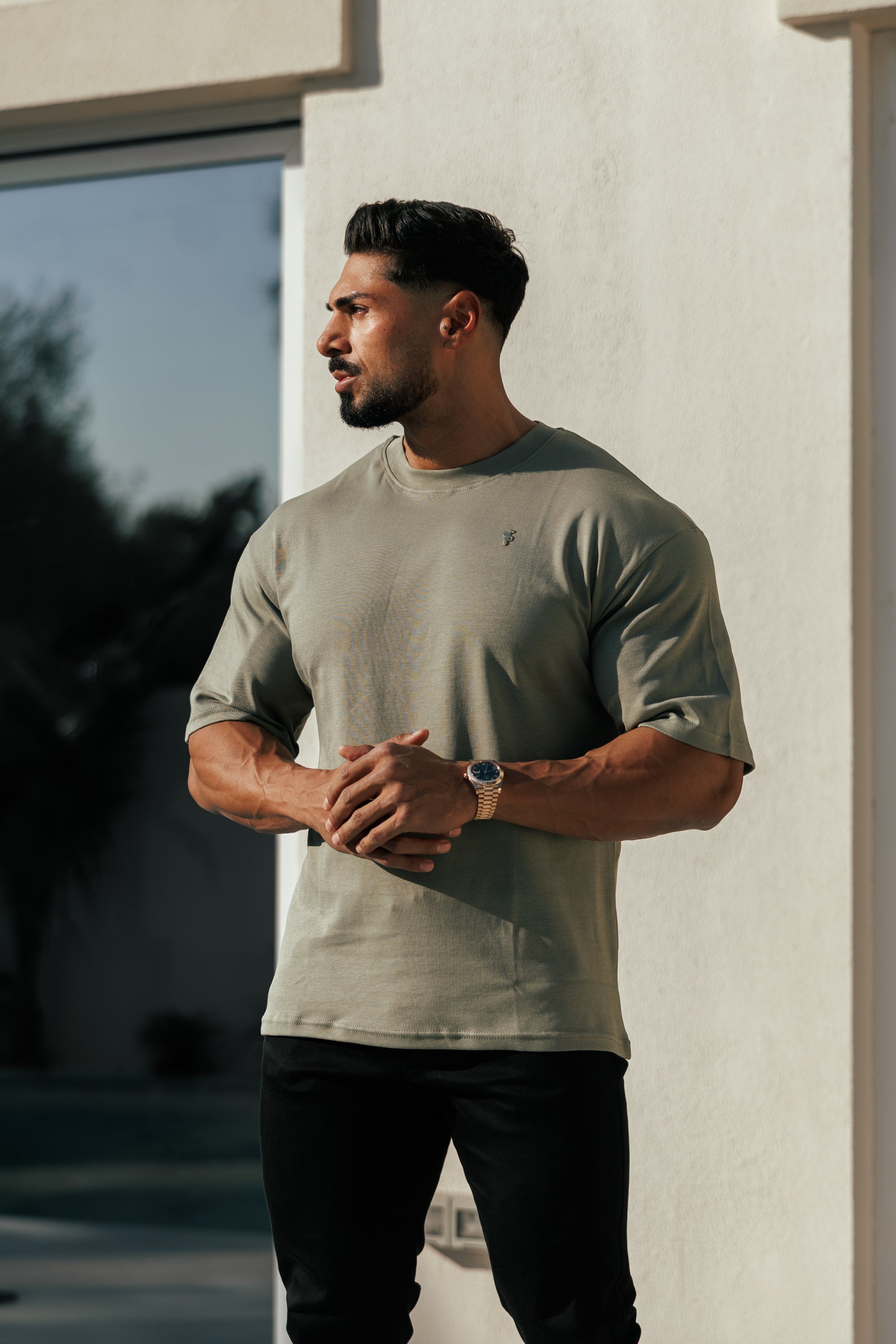 Olivgrünes/goldenes Oversized-T-Shirt mit Rundhalsausschnitt - FSH1419