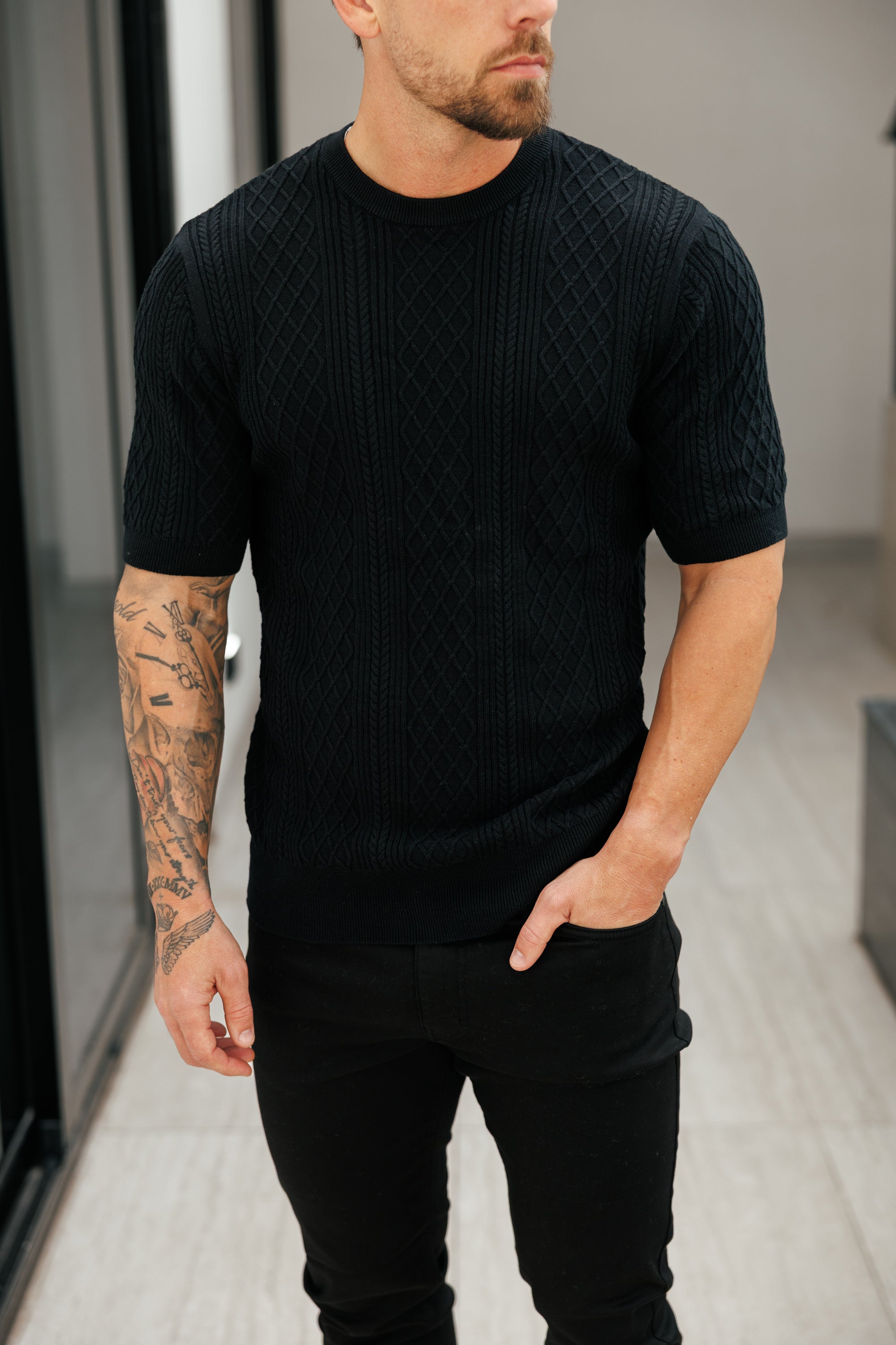 Feinstrickpullover mit Rautenmuster, schwarz, Kurzarm - FSA010