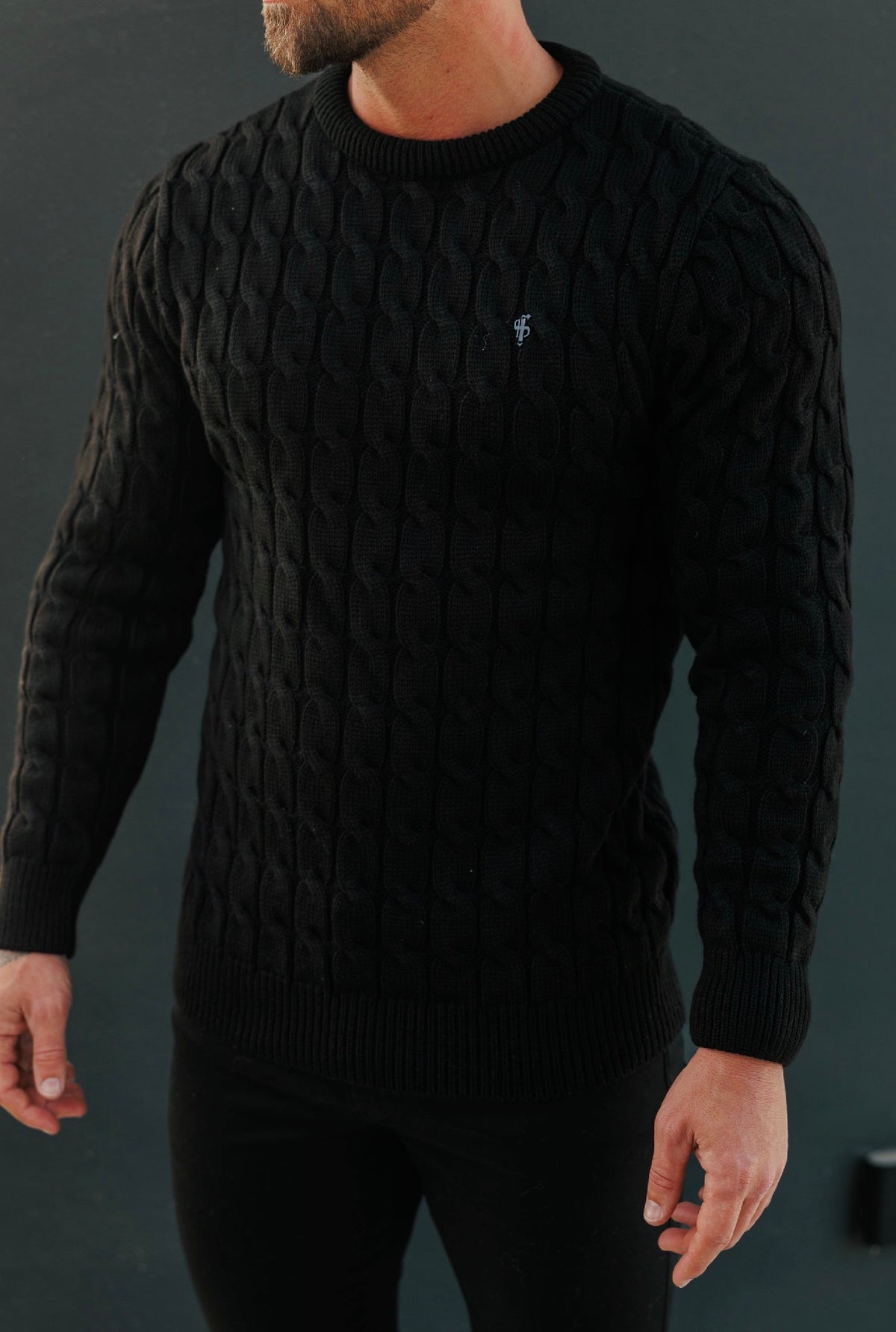 Grobstrickpullover mit Zopfmuster in Beige - FSA059