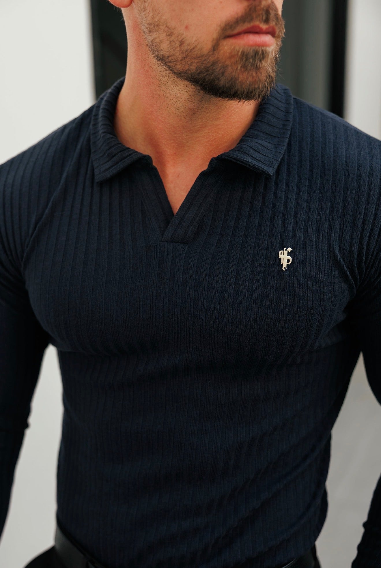 Marineblau / Gold Metall Emblem Geripptes Revers Poloshirt Langarm - FSH1486 (VORBESTELLUNG 16. JUNI)
