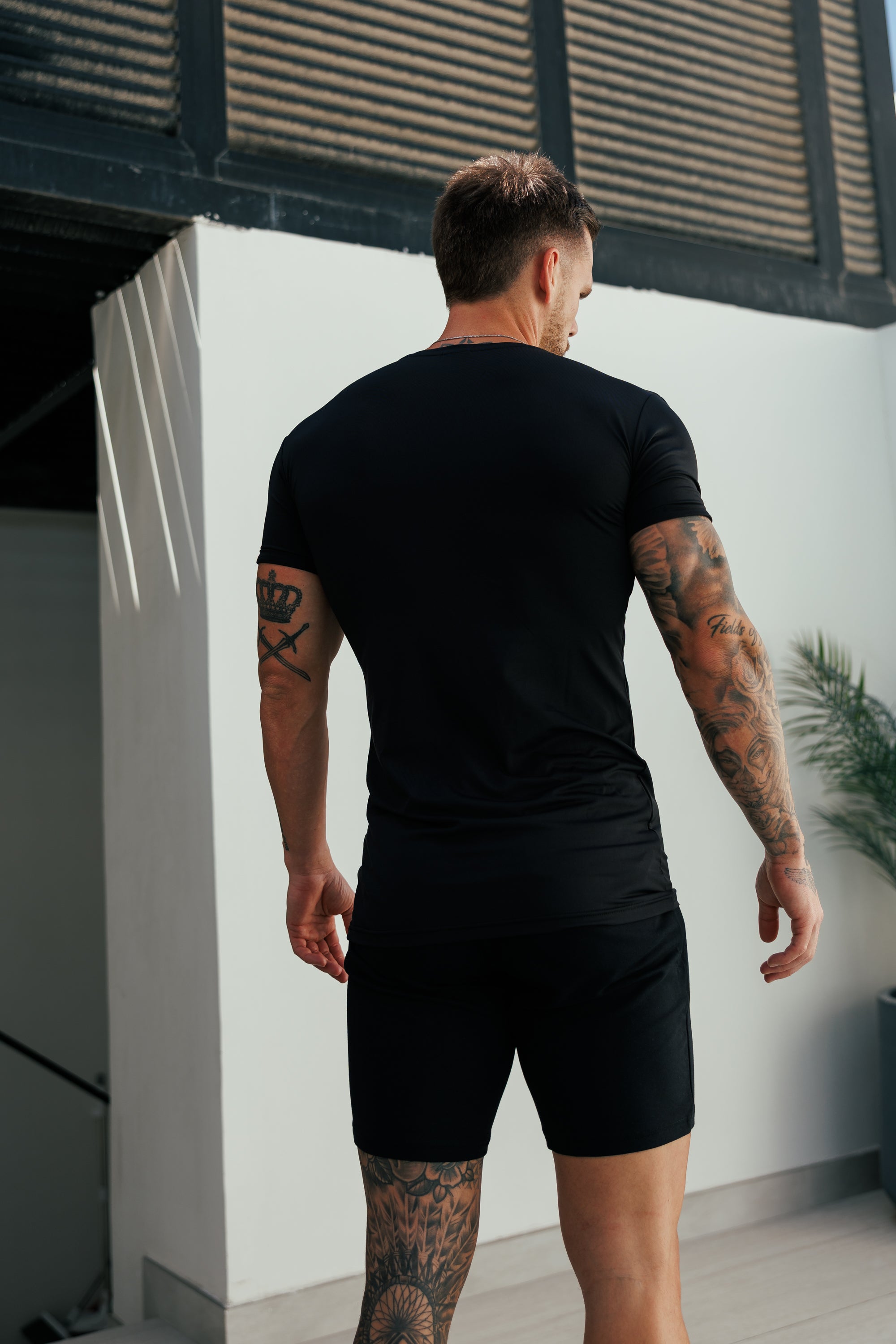 Muscle Fit Schwarzes/Rotes Gym Crew - FSH1441