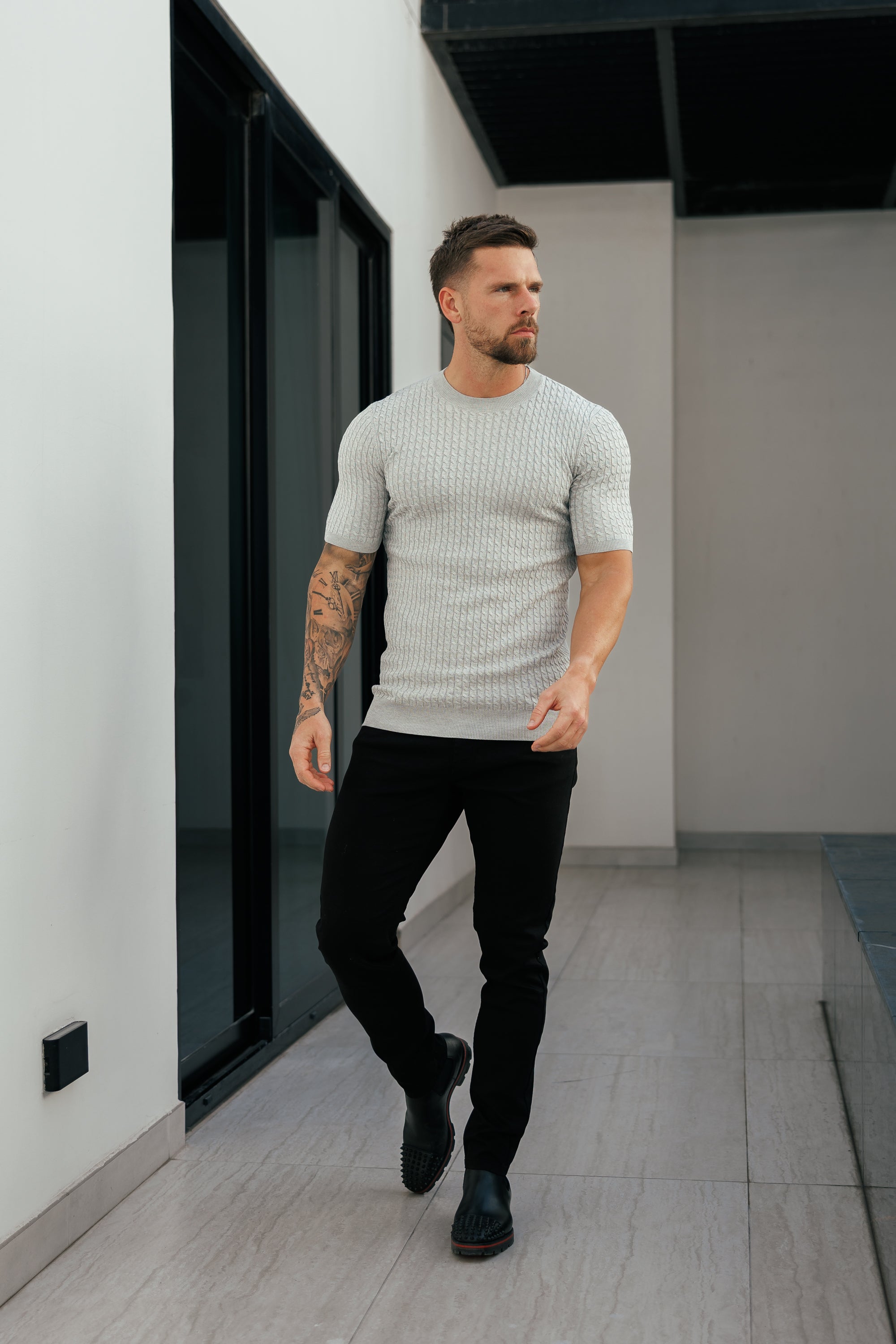 T-Shirt mit Kettenstrickfront, Rundhalsausschnitt, silbergrau, Kurzarm - FSR056