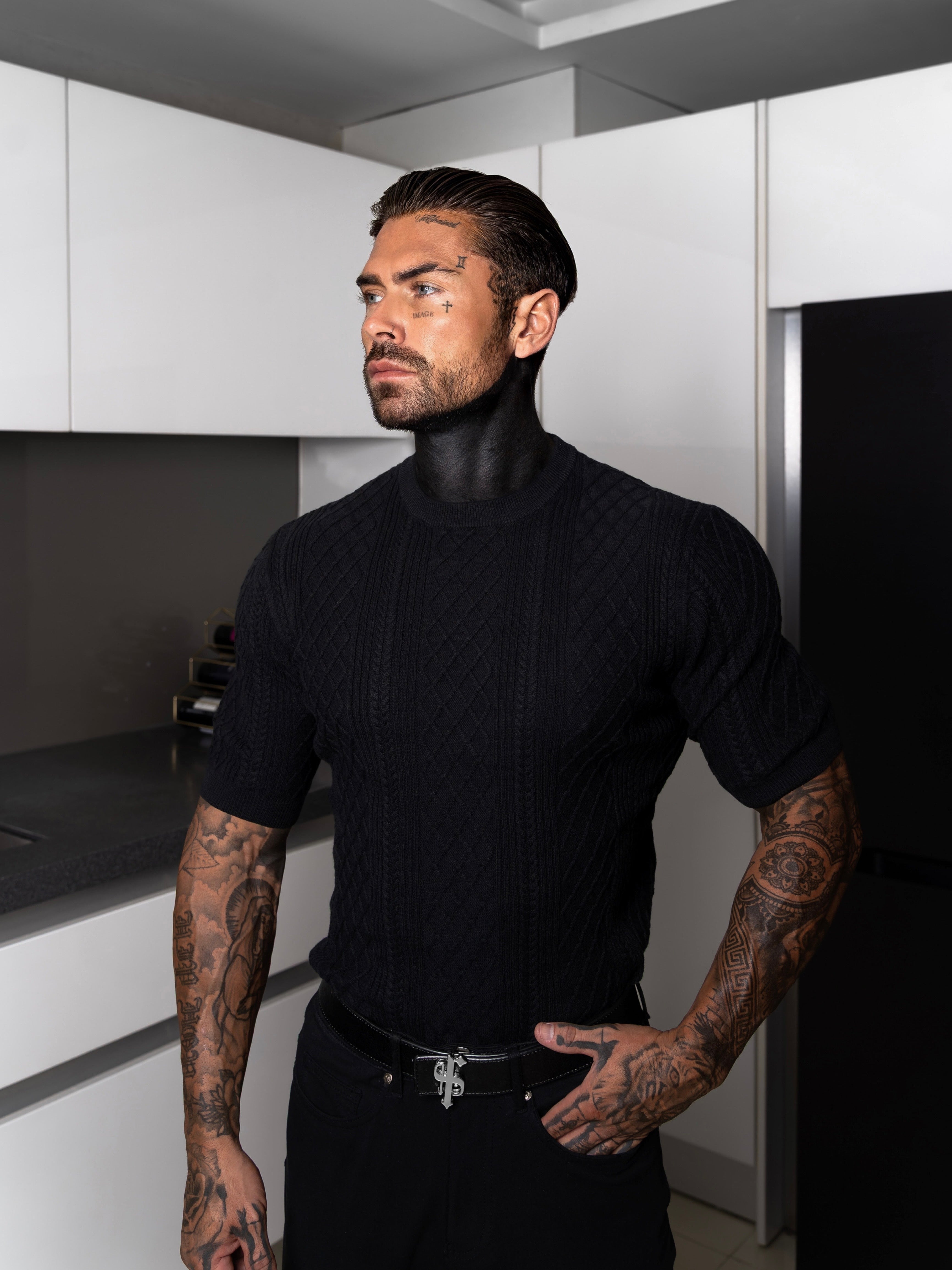 Feinstrickpullover mit Rautenmuster, schwarz, Kurzarm - FSA010