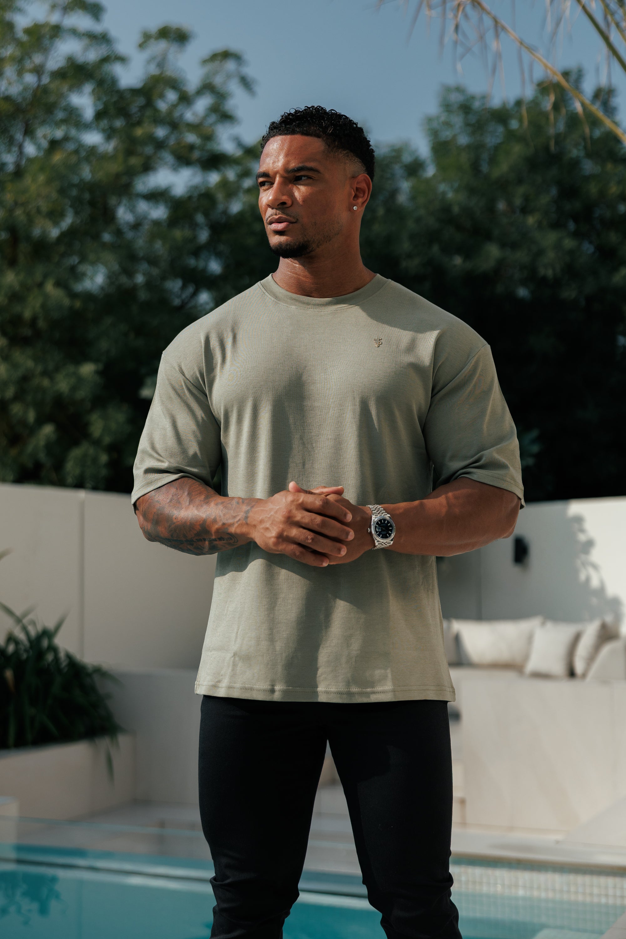 Olivgrünes/goldenes Oversized-T-Shirt mit Rundhalsausschnitt - FSH1419