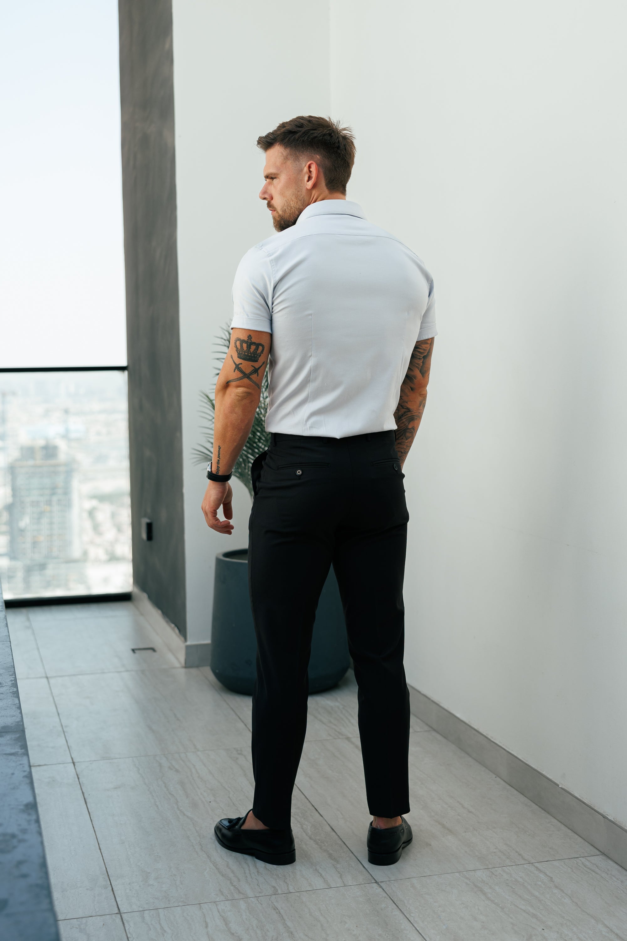 Klassisches Stretch-Oxford-Kurzarmshirt in Hellgrau mit Button-Down-Kragen - FS1214