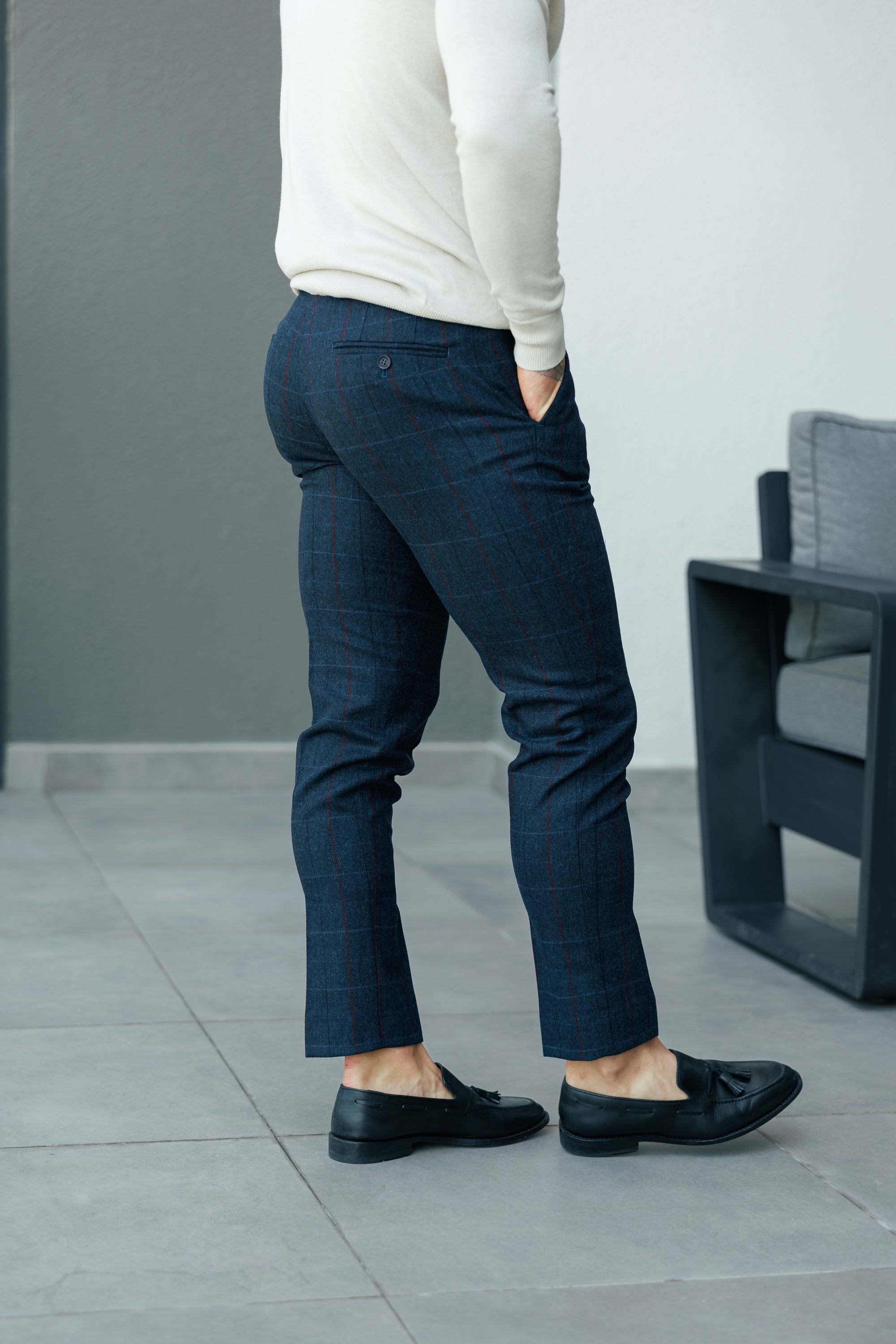 Lässige, formelle Hose mit marineblauem/burgunderfarbenem Karomuster - FSTR016