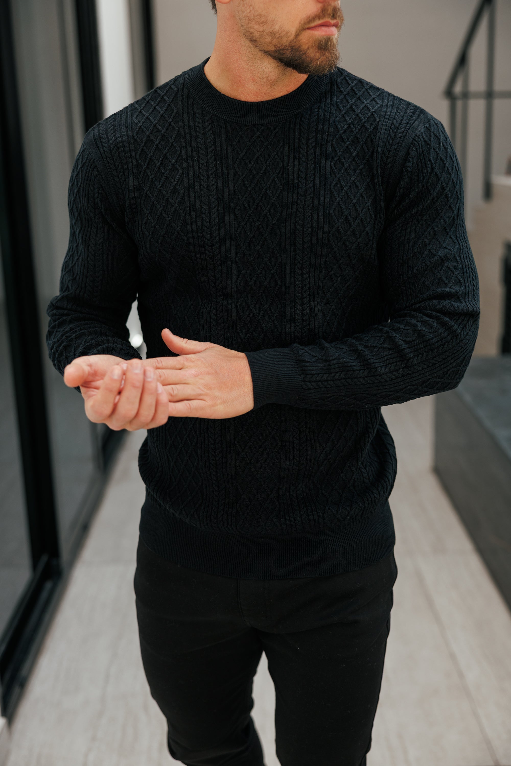 Feinstrickpullover mit Rautenmuster, schwarz, langärmlig - FSA006