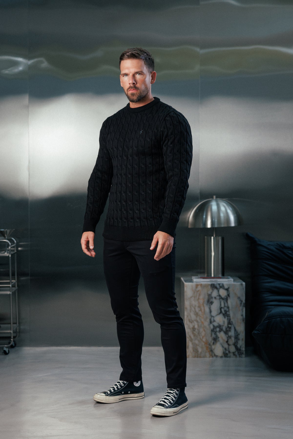 Grober Zopfstrickpullover in Schwarz - FSA055