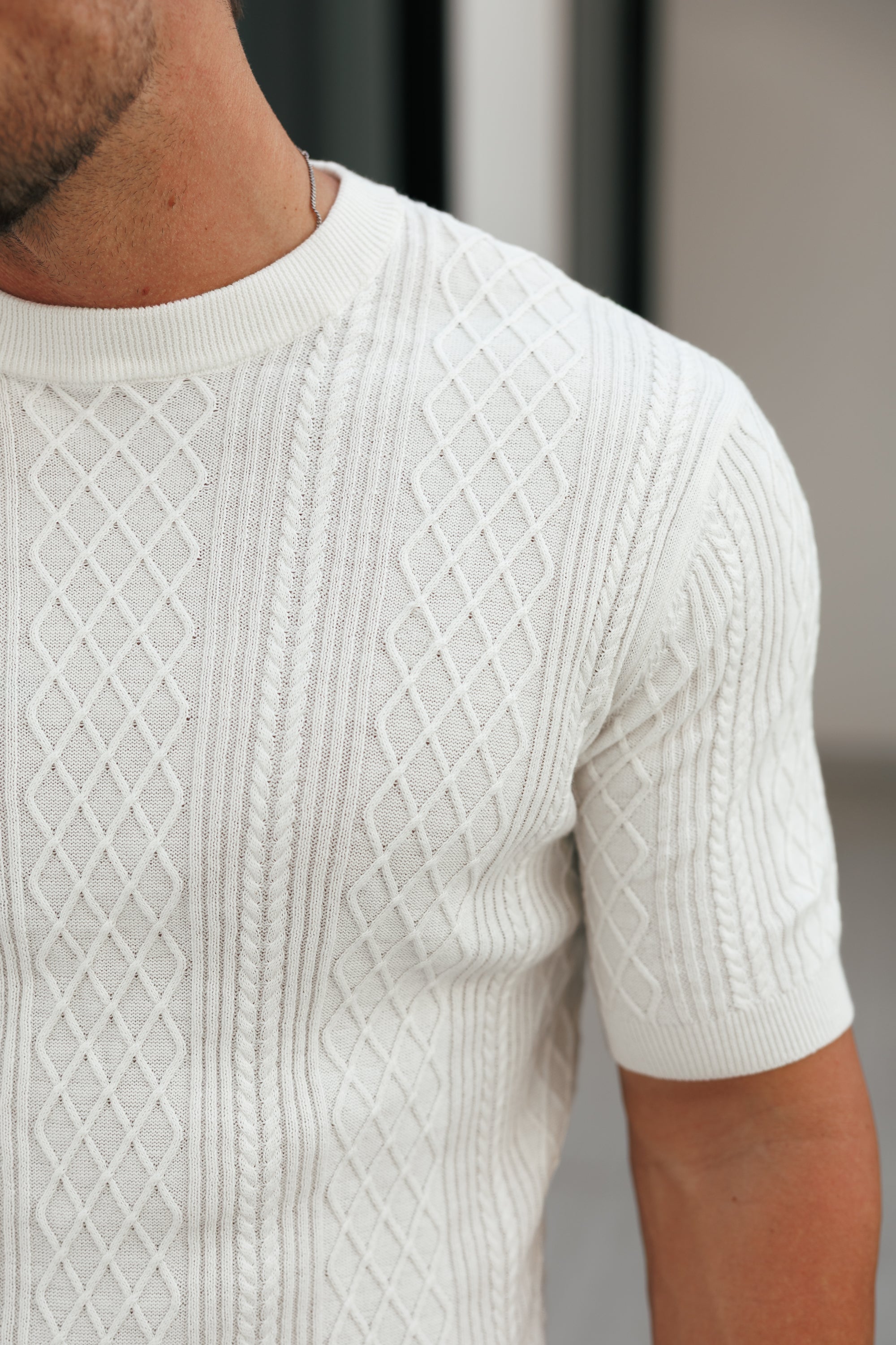 Feinstrickpullover mit Rautenmuster, cremeweiß, Kurzarm - FSA009