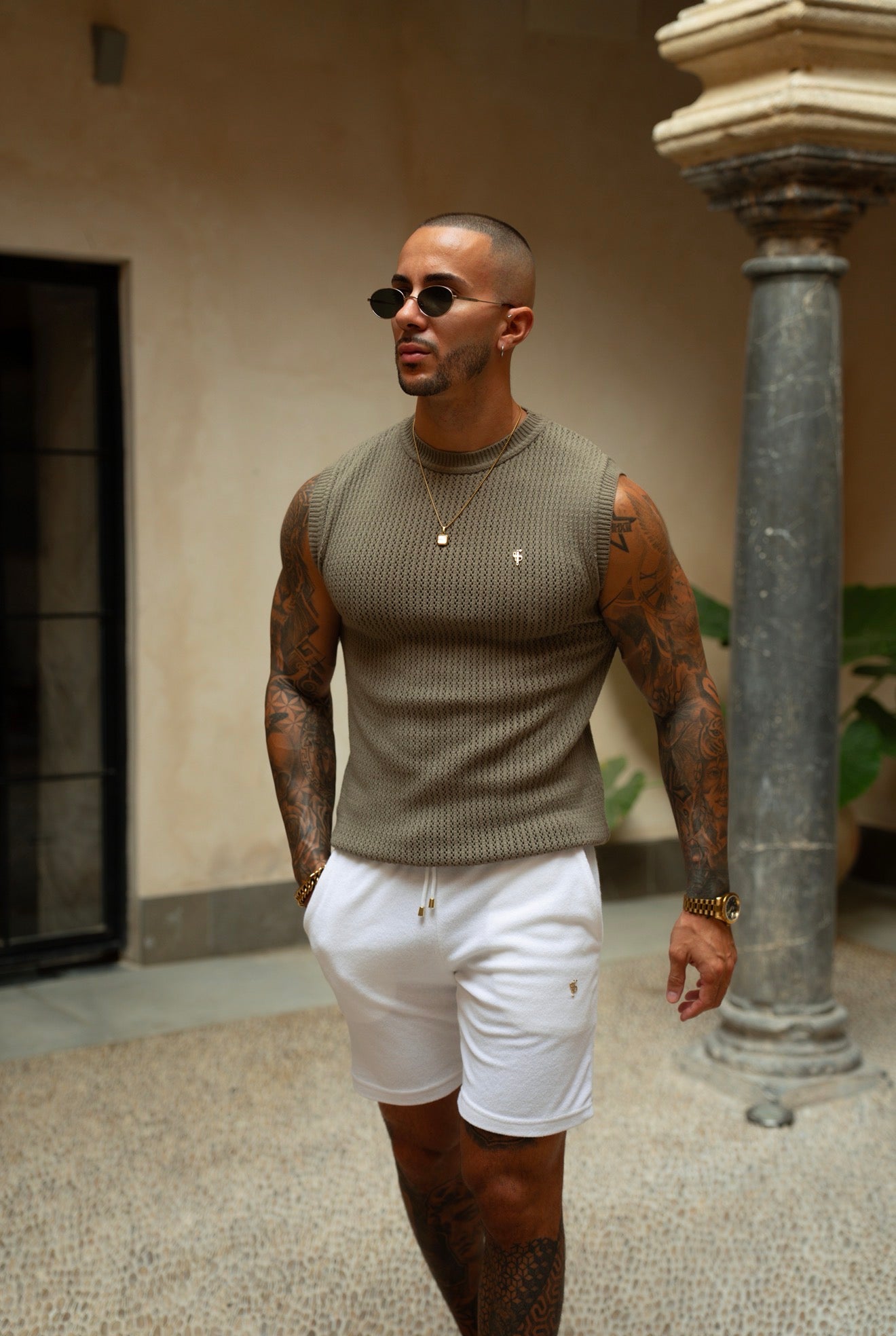 Dunkles Khaki / Silber Viskose Gehäkelte Strickweste - FSJ193