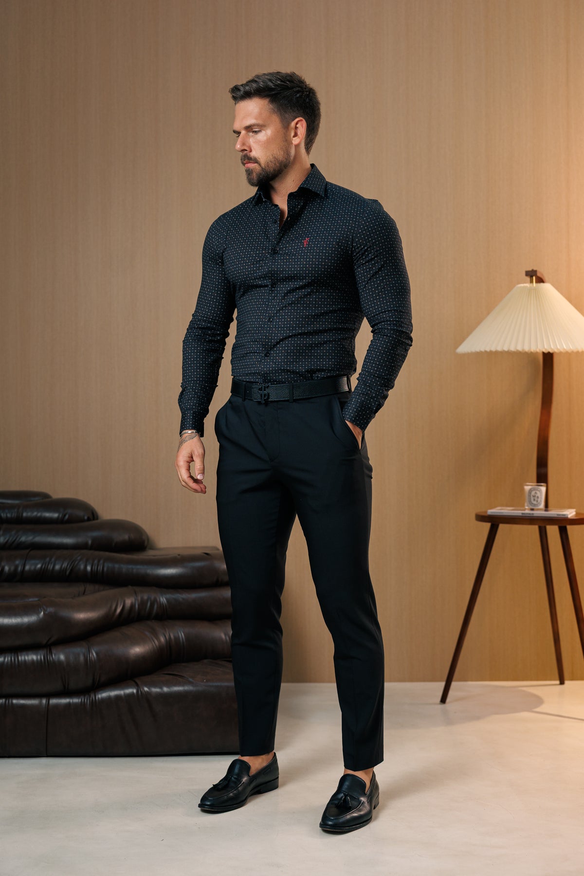 Legere, elegante Stretchhose in Schwarz - FSTR024 RELAXED