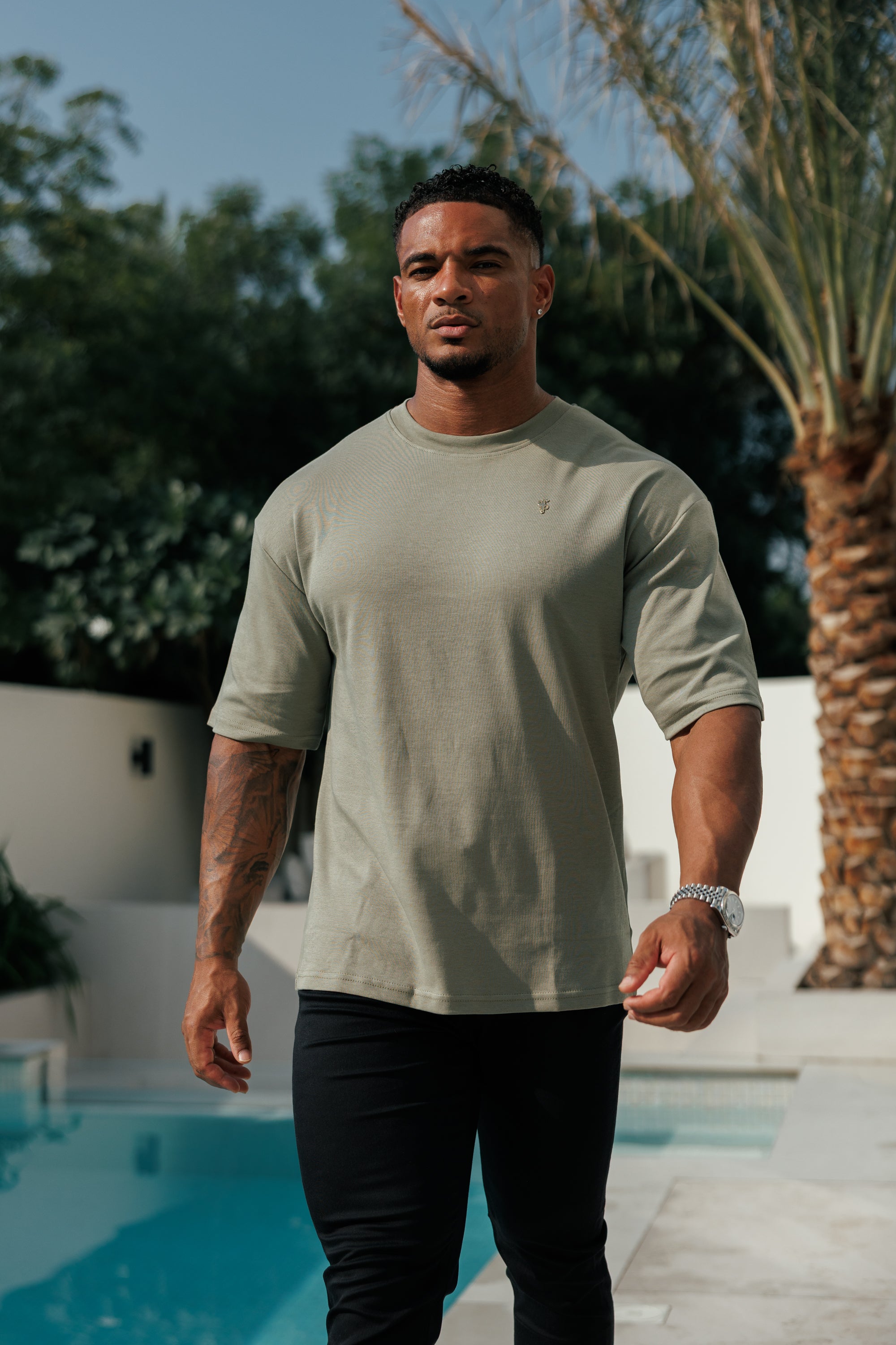 Olivgrünes/goldenes Oversized-T-Shirt mit Rundhalsausschnitt - FSH1419