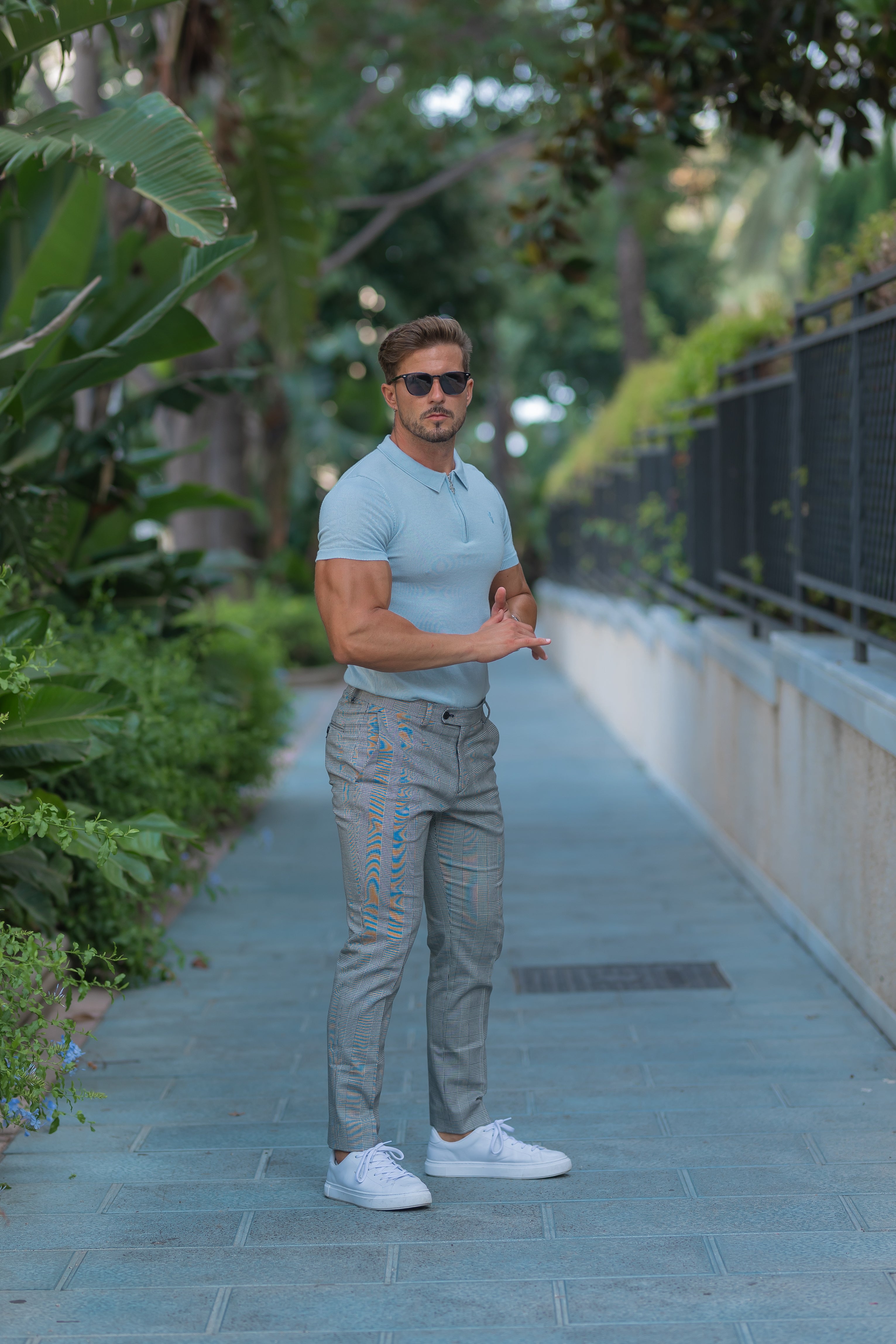 Schmale, formelle Stretchhose in Schwarz/Ecru mit Prince-of-Wales-Karo - FSTR012