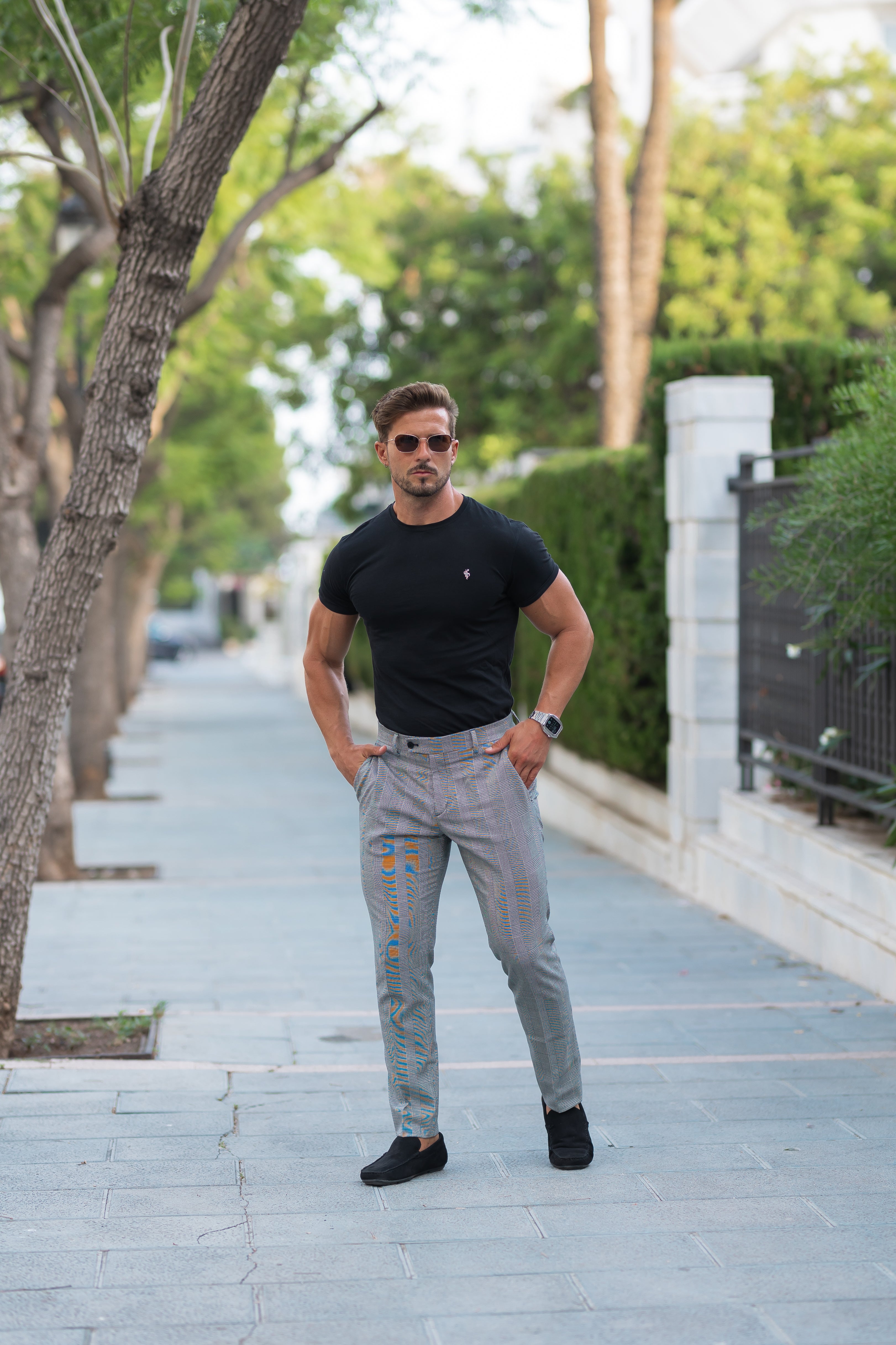 Schmale, formelle Stretchhose in Schwarz/Ecru mit Prince-of-Wales-Karo - FSTR012