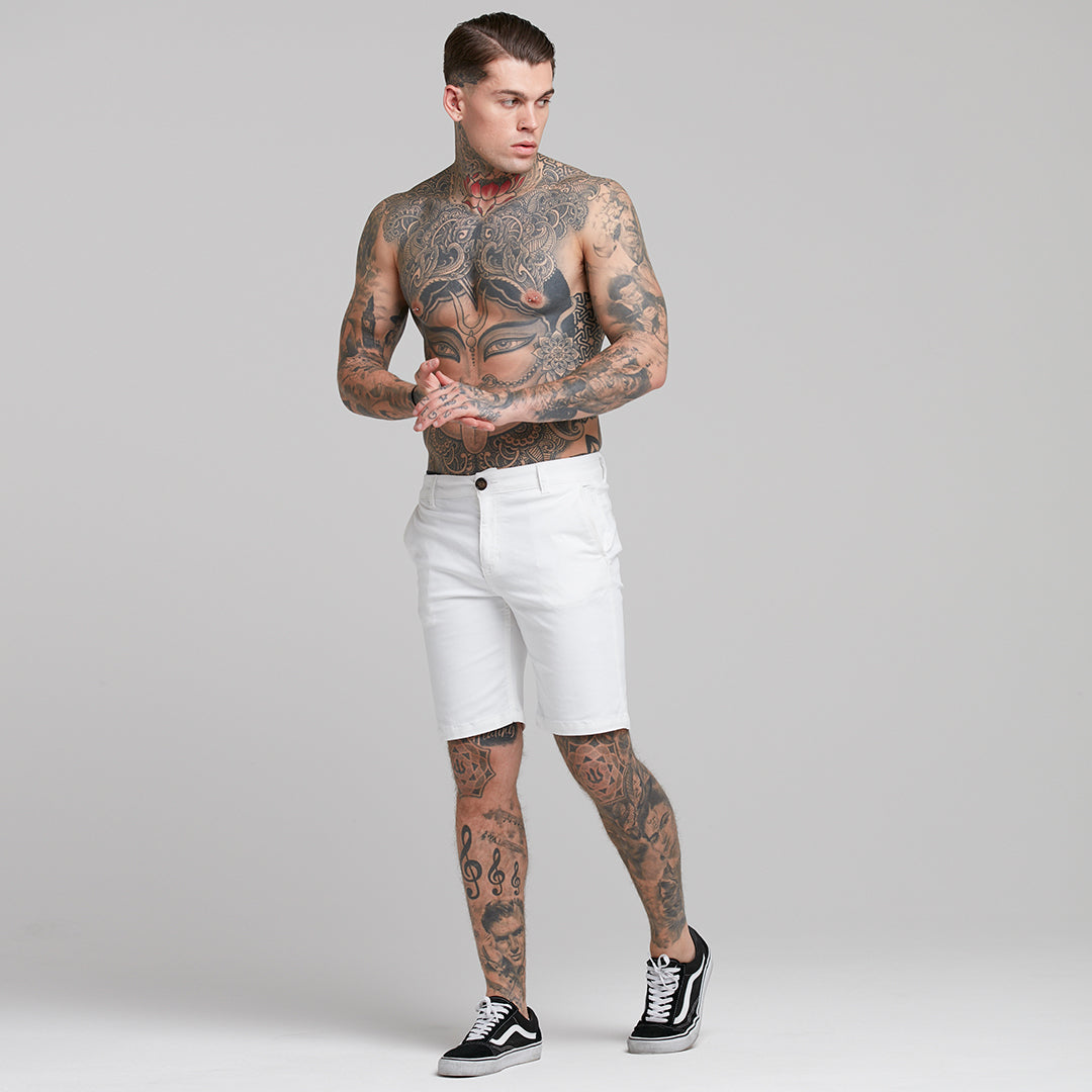 Schmal geschnittene, ecrufarbene Chino-Shorts - FSH228