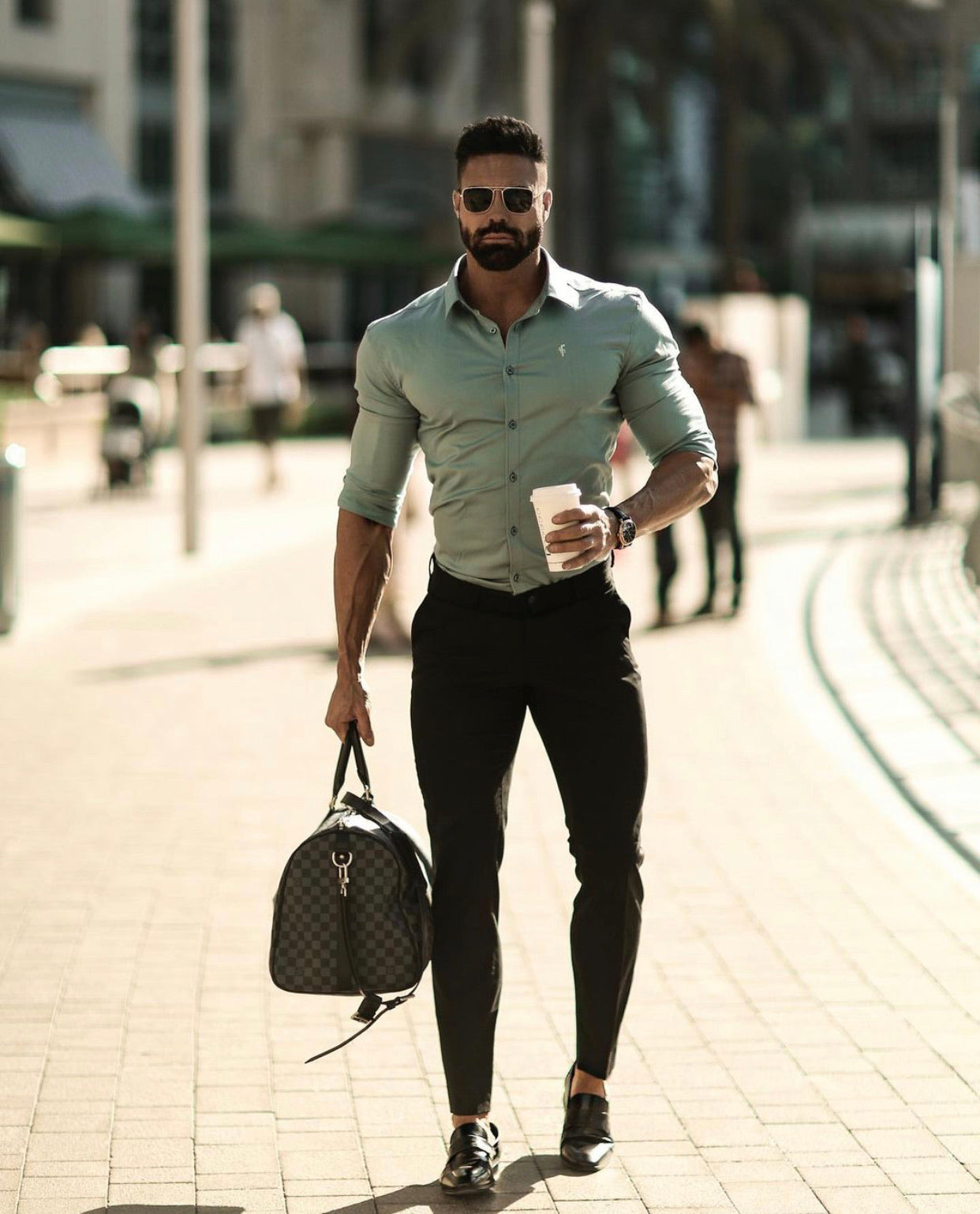 Schmale, elegante schwarze Stretchhose - FST034